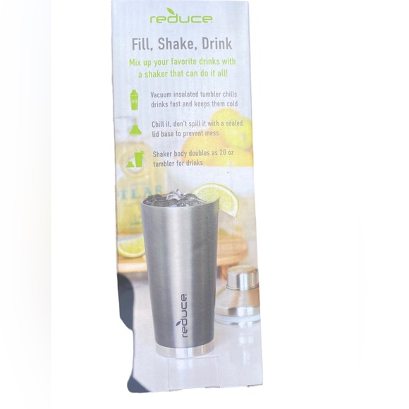 Insulated Cocktail Shaker, 20 oz Stainless Steel with Built In Strainer - Picture 9 of 9